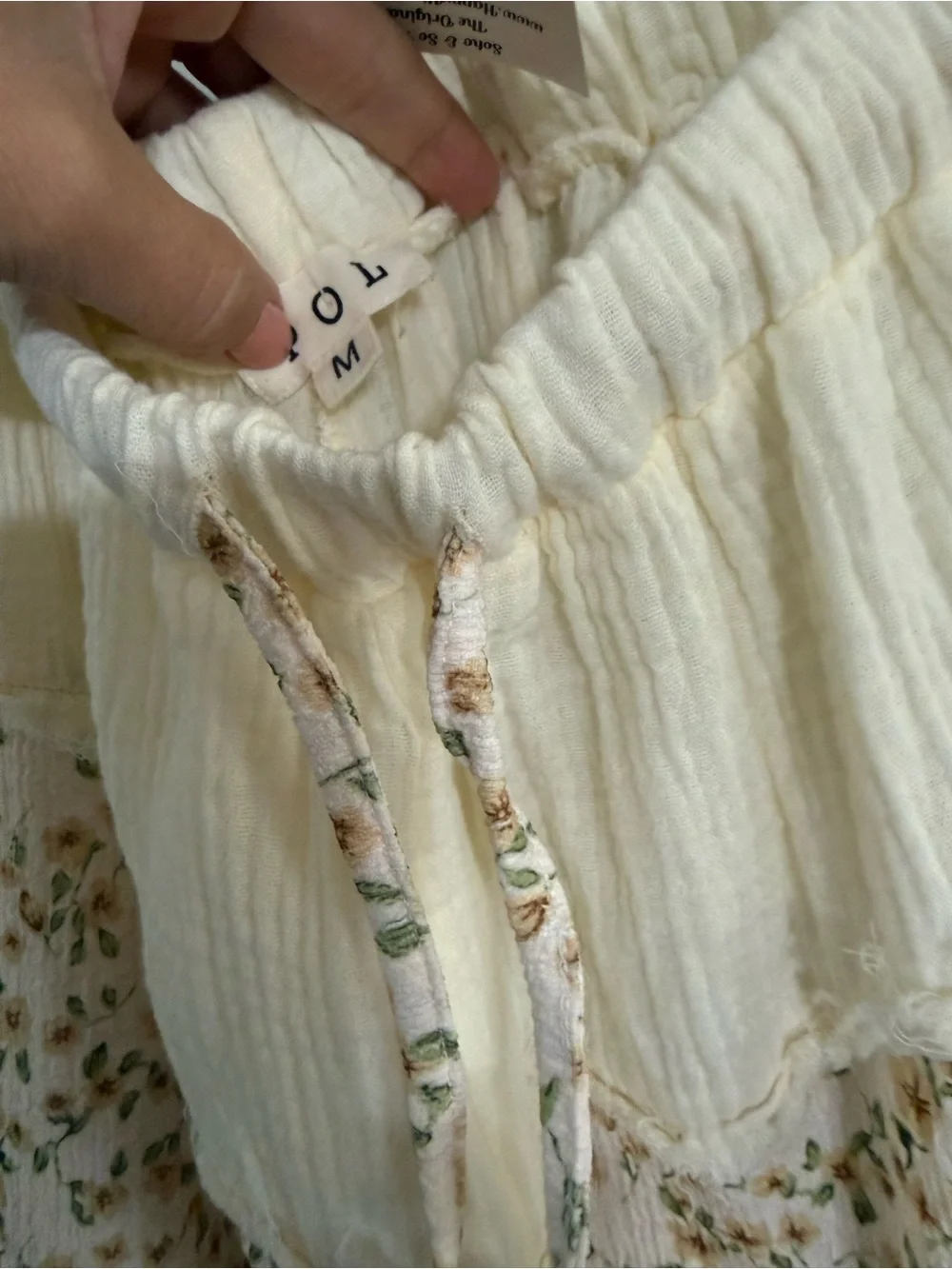 POL Cream Floral Patchwork Wide-Leg Pants - Picture 6 of 6